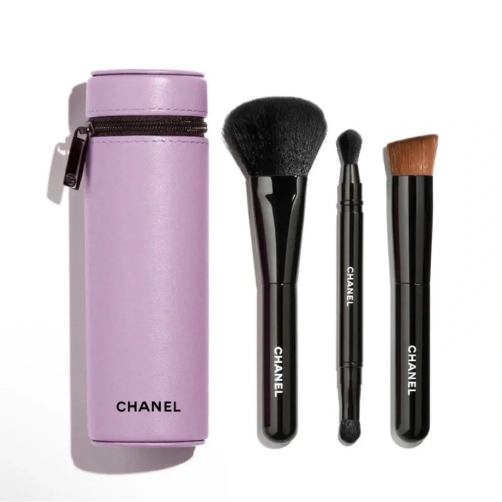 CHANEL Black Makeup Brush Trio with Case
